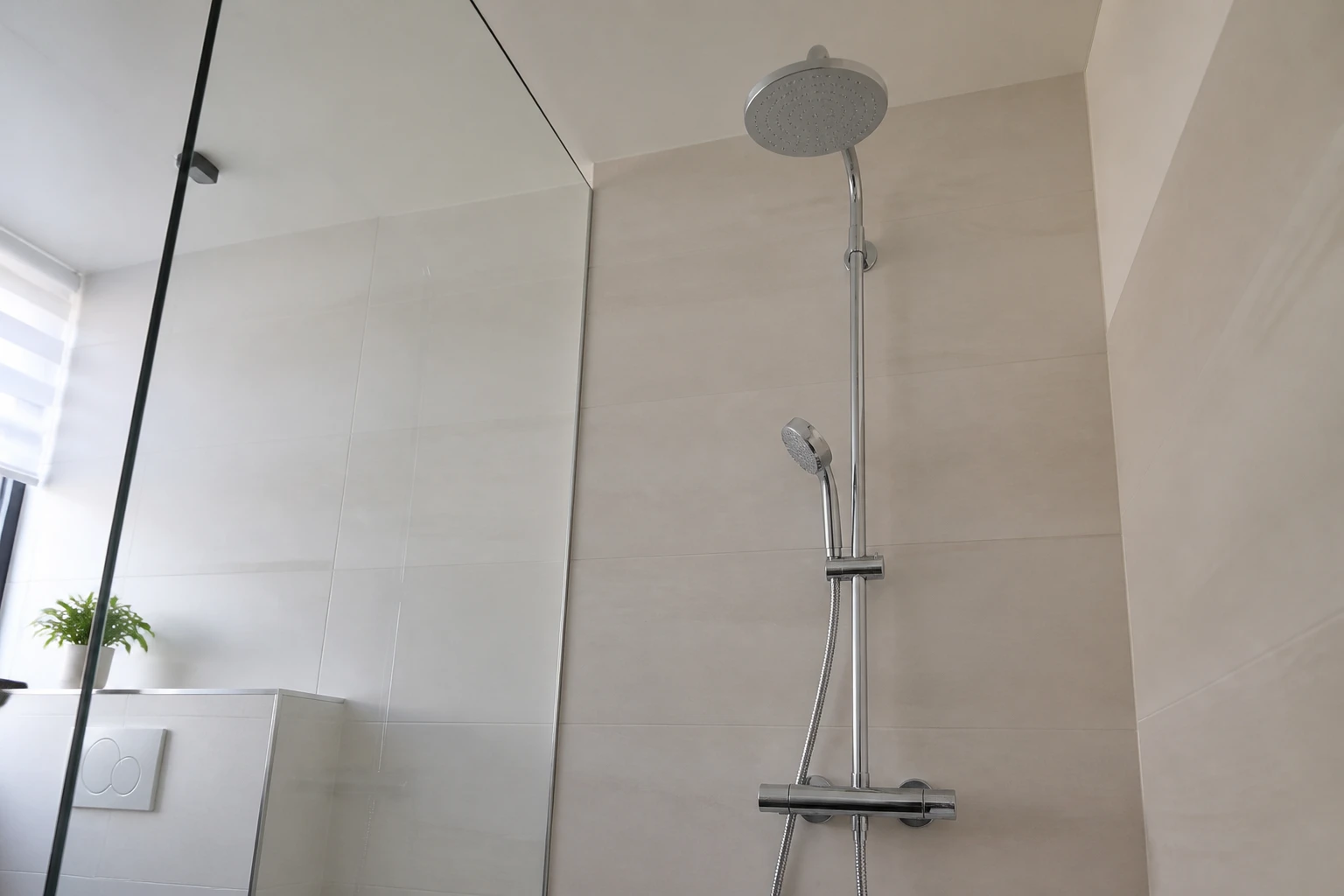 Hauteur pommeau de douche : le bon repère selon la taille
